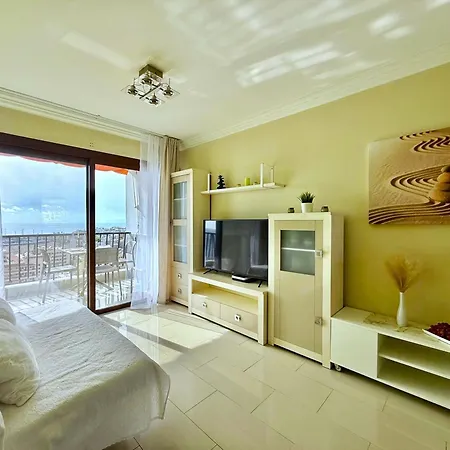 Atlantic View Apartment Near Los Cristianos Beach Appartement *
